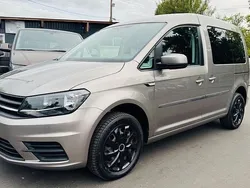 Beige Gebraucht 2018 VW Caddy Trendline Van / Kleinbus | 11.999 € (Guter Preis)