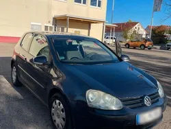Blau Gebraucht 2004 VW Golf V Coupé | 995 € (Fairer Preis)