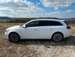 Weiß Gebraucht 2013 Opel Insignia Kombi | 8.000 € (Fairer Preis)