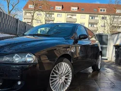 Schwarz Gebraucht 2003 Alfa Romeo 147 Kleinwagen | 2.800 € (Teuer)
