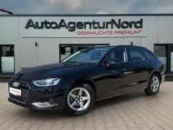 Schwarz Gebraucht 2022 Audi A4 Comfort Limousine | 24.950 € (Fairer Preis)