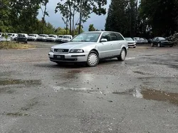 Silber Gebraucht 2001 Audi A4 Kombi | 1.500 € (Guter Preis)