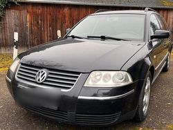 Schwarz Gebraucht 2001 VW Passat Kombi | 2.799 € (Fairer Preis)
