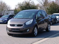 Braun metallic Gebraucht 2013 Kia Venga FIFA World Cup Edition Kleinwagen | 9.870 € (Teuer)