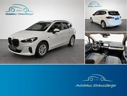 Weiß Gebraucht 2023 BMW 225 Active Tourer Luxury Line Van / Kleinbus | 25.890 € (Superpreis)