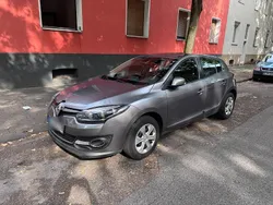 Grau Gebraucht 2014 Renault Mégane III Limousine | 4.799 € (Fairer Preis)