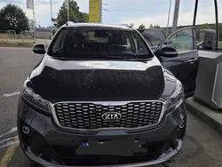 Grau Gebraucht 2019 Kia Sorento Platinum Edition SUV | 22.000 € (Fairer Preis)