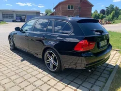 Schwarz Gebraucht 2011 BMW 320 Kombi | 6.350 € (Fairer Preis)