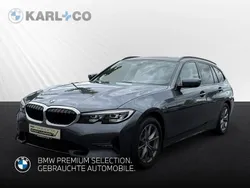 Grau Gebraucht 2022 BMW 320 Sport Line Kombi | 36.298 € (Fairer Preis)