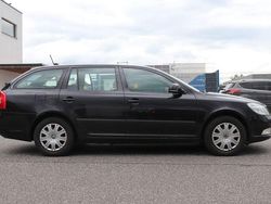 Schwarz Gebraucht 2011 Skoda Octavia Ambition Kombi | 4.000 € (Fairer Preis)