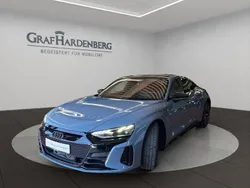 Grau Gebraucht 2022 Audi e-tron GT quattro Sport Limousine | 58.555 € (Fairer Preis)