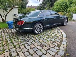 Grün Gebraucht 2023 Bentley Flying Spur Mulliner Limousine | 149.990 €