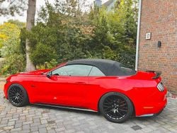 Rot Gebraucht 2017 Ford Mustang Convertible Cabrio | 31.900 € (Fairer Preis)