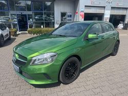 Grün Gebraucht 2016 Mercedes A160 Limousine | 11.476 € (Guter Preis)