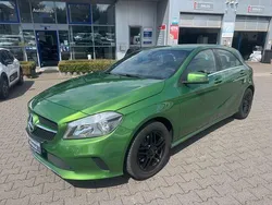 Grün Gebraucht 2016 Mercedes A160 Limousine | 11.476 € (Guter Preis)