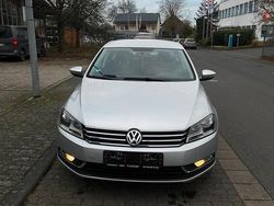 Silber Gebraucht 2011 VW Passat Limousine | 5.500 € (Superpreis)