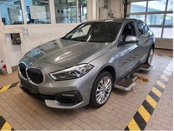 Grau Gebraucht 2022 BMW 118 Performance Kleinwagen | 22.797 € (Fairer Preis)