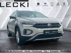 Ascotgrau Gebraucht 2024 VW T-Roc Life SUV | 25.990 € (Superpreis)