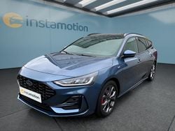 Blau Gebraucht 2024 Ford Focus Kombi | 26.449 € (Fairer Preis)