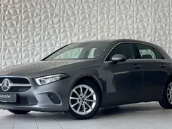 Grau Gebraucht 2018 Mercedes A200 Limousine | 20.900 € (Etwas zu teuer)