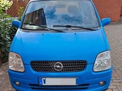 Blau Gebraucht 2002 Opel Agila Elegance Limousine | 650 € (Guter Preis)