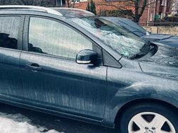 Grau Gebraucht 2008 Ford Focus Kombi | 1.000 € (Superpreis)