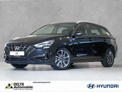 Abyss black Gebraucht 2024 Hyundai i30 Trend Kombi | 21.340 € (Superpreis)