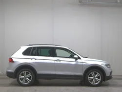 Silber Gebraucht 2022 VW Tiguan Life SUV | 21.390 € (Superpreis)
