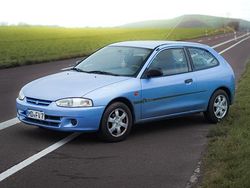 Blau Gebraucht 2000 Mitsubishi Colt Kleinwagen | 1.750 € (Fairer Preis)