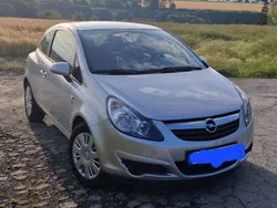 Silber Gebraucht 2010 Opel Corsa Limousine | 3.600 € (Fairer Preis)
