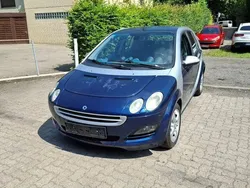 Blau Gebraucht 2005 Smart ForFour Passion Limousine | 1.590 € (Fairer Preis)