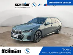 Cape york grün Gebraucht 2024 BMW i5 M Sport Limousine | 62.190 €