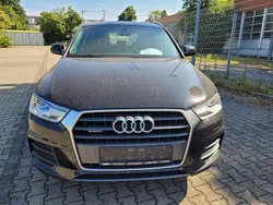 Schwarz Gebraucht 2016 Audi Q3 Sport SUV | 15.900 € (Fairer Preis)