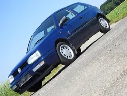 Blau Gebraucht 1995 VW Golf III Limousine | 7.999 €