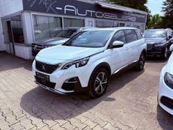 Weiß Gebraucht 2020 Peugeot 5008 Allure Van / Kleinbus | 16.990 € (Superpreis)