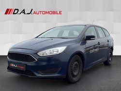 Blau Gebraucht 2017 Ford Focus Trend Kombi | 3.480 € (Guter Preis)