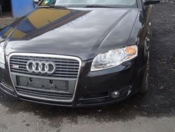 Schwarz Gebraucht 2005 Audi A4 Limousine | 3.000 € (Guter Preis)