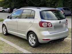 Grau Gebraucht 2009 VW Golf Plus Cross Van / Kleinbus | 6.000 € (Fairer Preis)