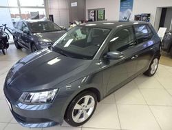 Quarzgrau metallic Gebraucht 2016 Skoda Fabia Cool Edition Kleinwagen | 9.850 € (Etwas zu teuer)