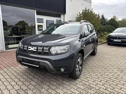 Grau Gebraucht 2024 Dacia Duster Journey SUV | 22.999 € (Guter Preis)