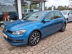Blau Gebraucht 2017 VW Golf VII Comfortline Limousine | 12.999 € (Guter Preis)