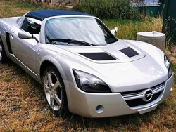 Silber Gebraucht 2014 Opel Speedster Cabrio | 38.000 €