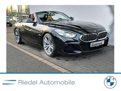 Saphirschwarz metallic Gebraucht 2019 BMW Z4 M Sport Cabrio | 36.690 € (Etwas zu teuer)