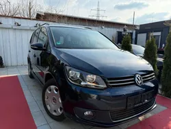 Blau Gebraucht 2013 VW Touran Comfortline Van / Kleinbus | 9.990 € (Guter Preis)