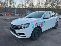 Weiß Gebraucht 2019 Lada Vesta Limousine | 4.350 € (Fairer Preis)