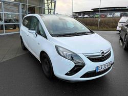 Weiß Gebraucht 2012 Opel Zafira Tourer Innovation Van / Kleinbus | 3.700 € (Guter Preis)