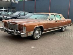 Braun Gebraucht 1975 Lincoln Continental Limousine | 25.990 €