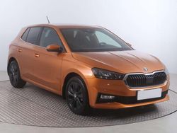 Phoenixorange metallic Gebraucht 2023 Skoda Fabia Style Limousine | 19.490 € (Fairer Preis)