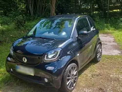 Schwarz Gebraucht 2016 Smart ForTwo Coupé Kleinwagen | 9.900 € (Teuer)
