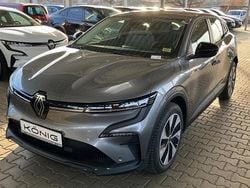 Grau Gebraucht 2023 Renault Megane E-Tech Evolution Limousine | 26.990 € (Etwas zu teuer)